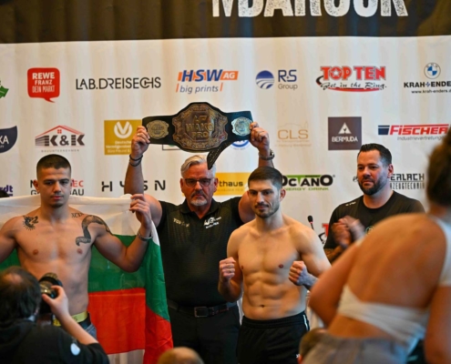 Sergej Braun und sein Kontrahent beim Battle of Barock in Fulda auf der Pressekonferenz